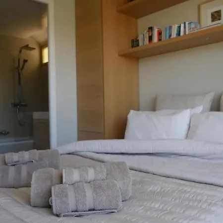Albion - Luxurious 3 Bedrooms Large Terrace Parking Ac Apartman *